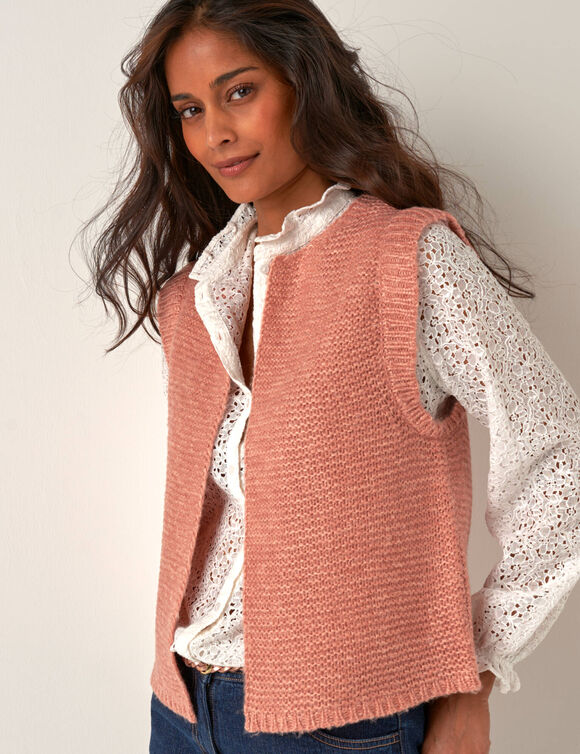 Gilet col rond sans manches, point mousse (rose chiné) Gilet col rond sans manches, point mousse (rose chiné)